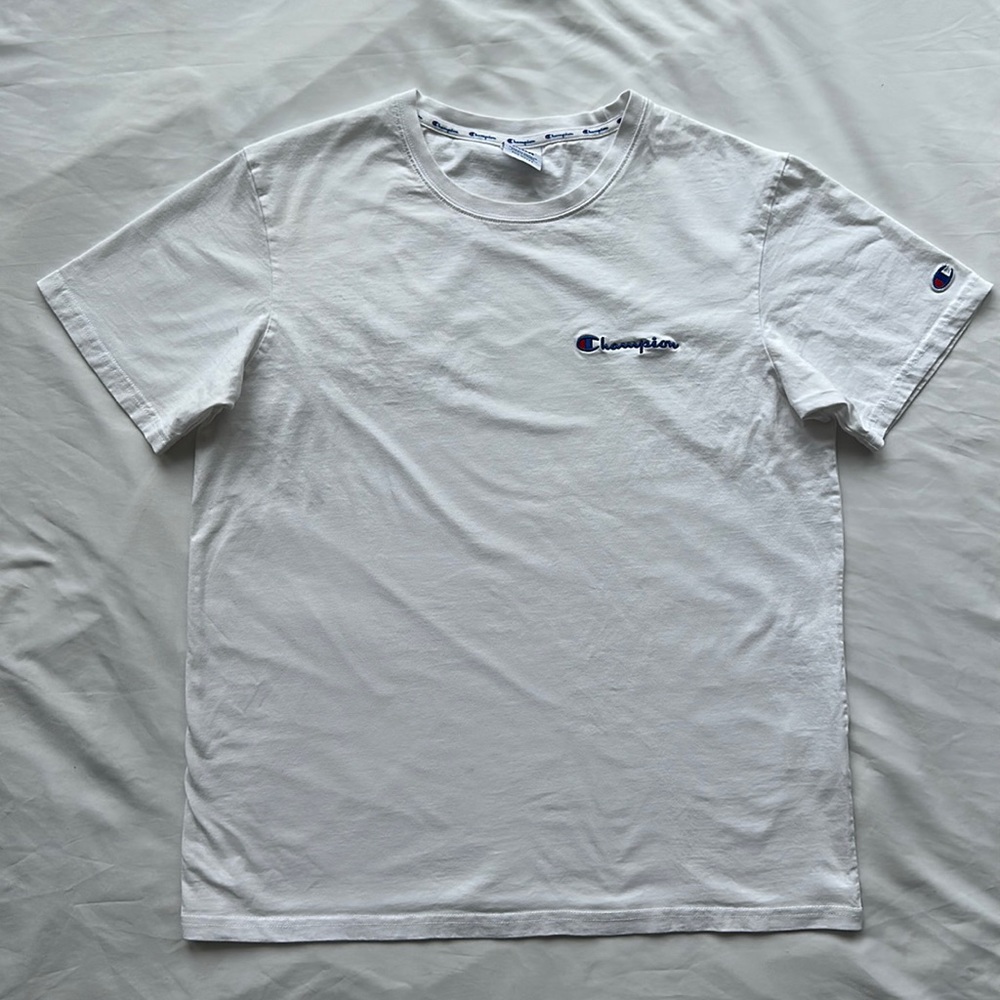 White Champion shirt - Sz XL